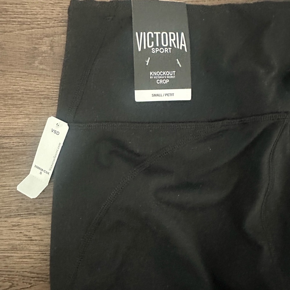 NEW VICTORIAS SECRET CROP YOGA PANTS Black Leggings SMALL - Picture 2 of 5